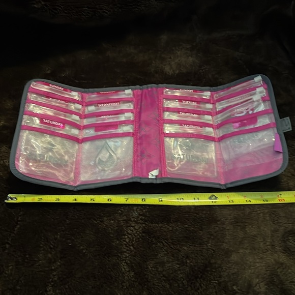 💜DoTERRA Vitamin Holder💜 Versatile, and great for traveling. - Picture 2 of 8